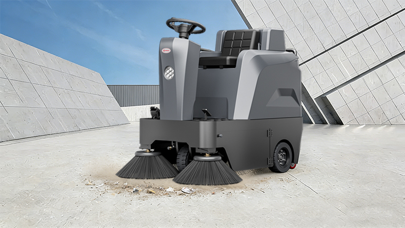 江蘇鑫源昌重工科技股份有限公司采購揚子YZ-S4駕駛式掃地機案例